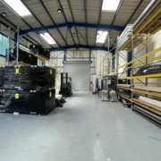 Warehouse Industrial Unit to let Farnborough