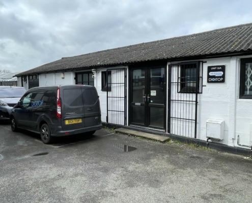 Office Storage Unit to let Camberley Surrey